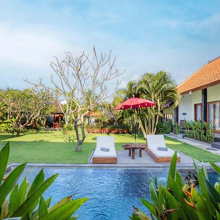 Carik Bali Guest House Canggu Екстер'єр фото