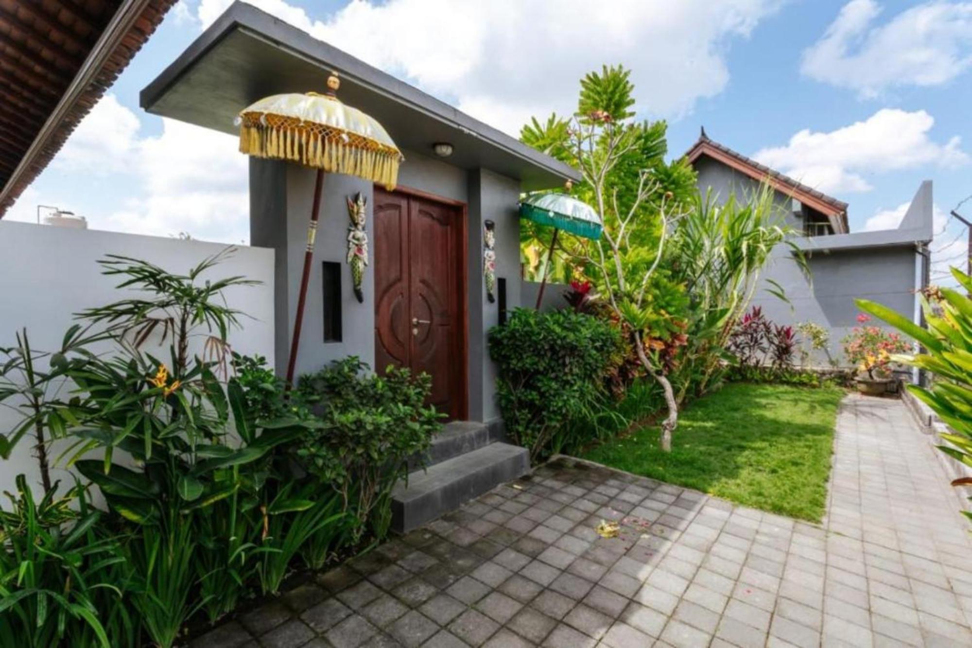 Carik Bali Guest House Canggu Екстер'єр фото