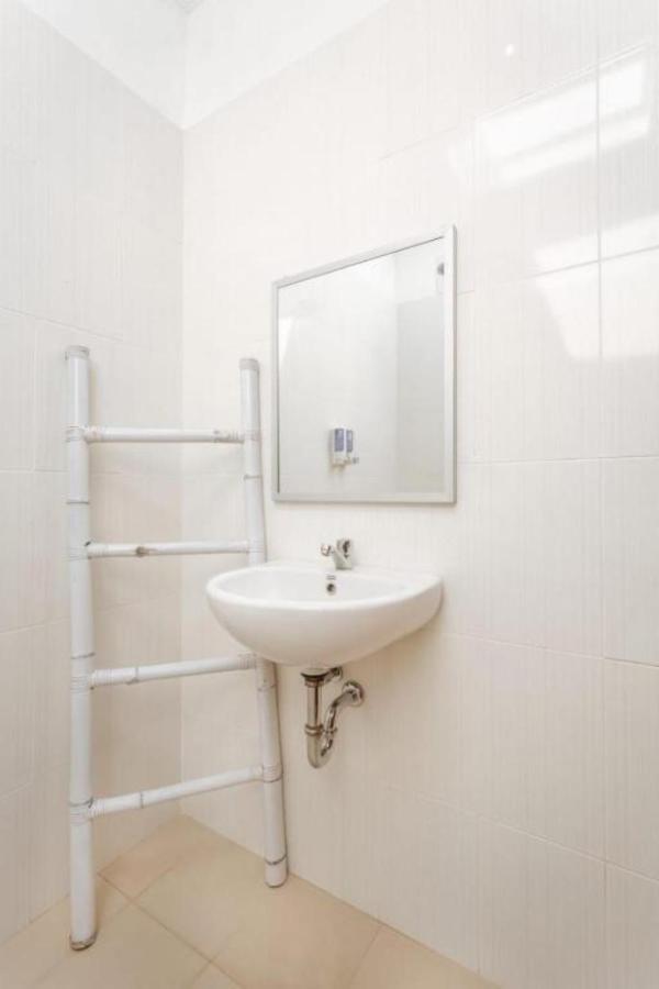 Carik Bali Guest House Canggu Екстер'єр фото