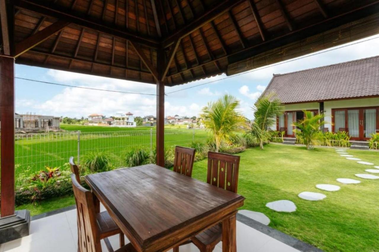 Carik Bali Guest House Canggu Екстер'єр фото